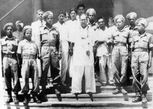 Ambedkar_mahar regiment