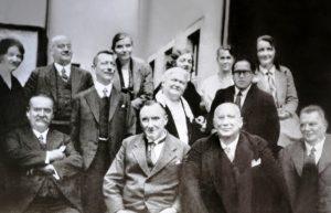 ambedkar-with-his-teachers-and-friends-at-teachers-at-the-london-school-of-economics