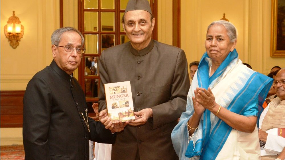 Prez releases DP Yadav’s book Forward Press